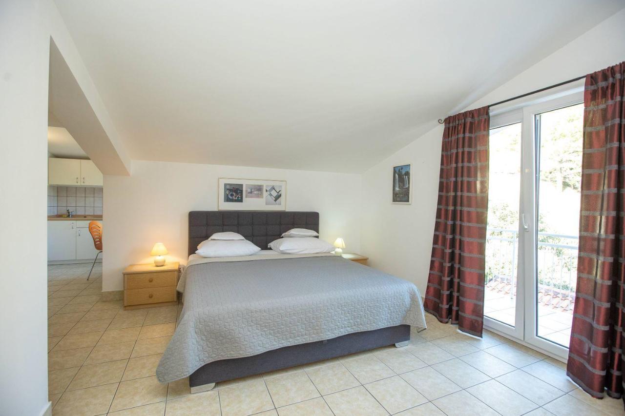 Apartments Mosor Omiš Eksteriør bilde